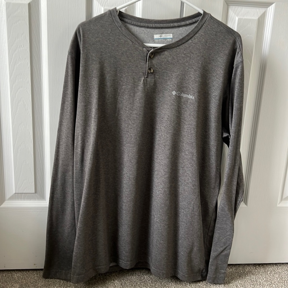 Men’s Gray XL Omni wick Columbia Long sleeve